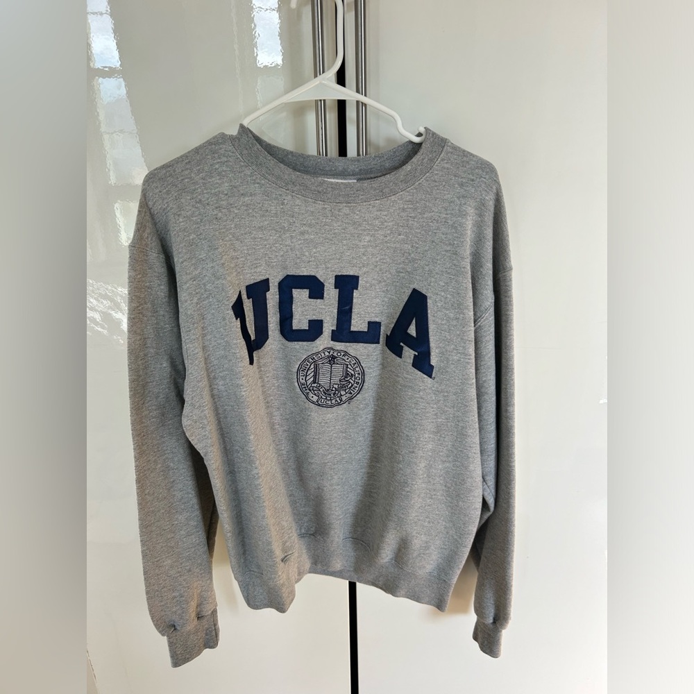 Vintage Grey UCLA crewneck